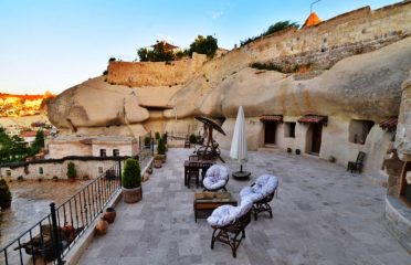 Grand Cave Suites