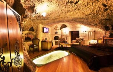 Harman Cave Hotel