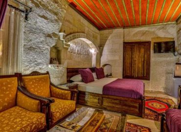 Hidden Cave Hotel Suites